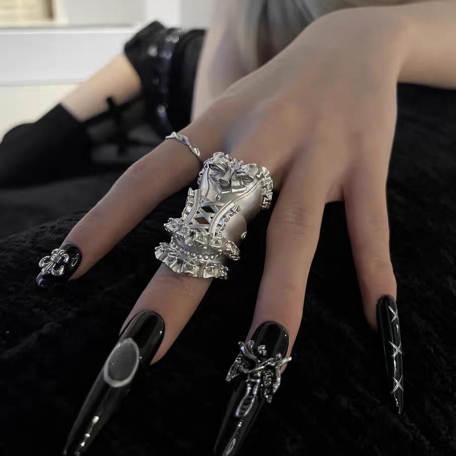 Bague gothique victorienne en  - Men'S Victorian Accessories avis et prix