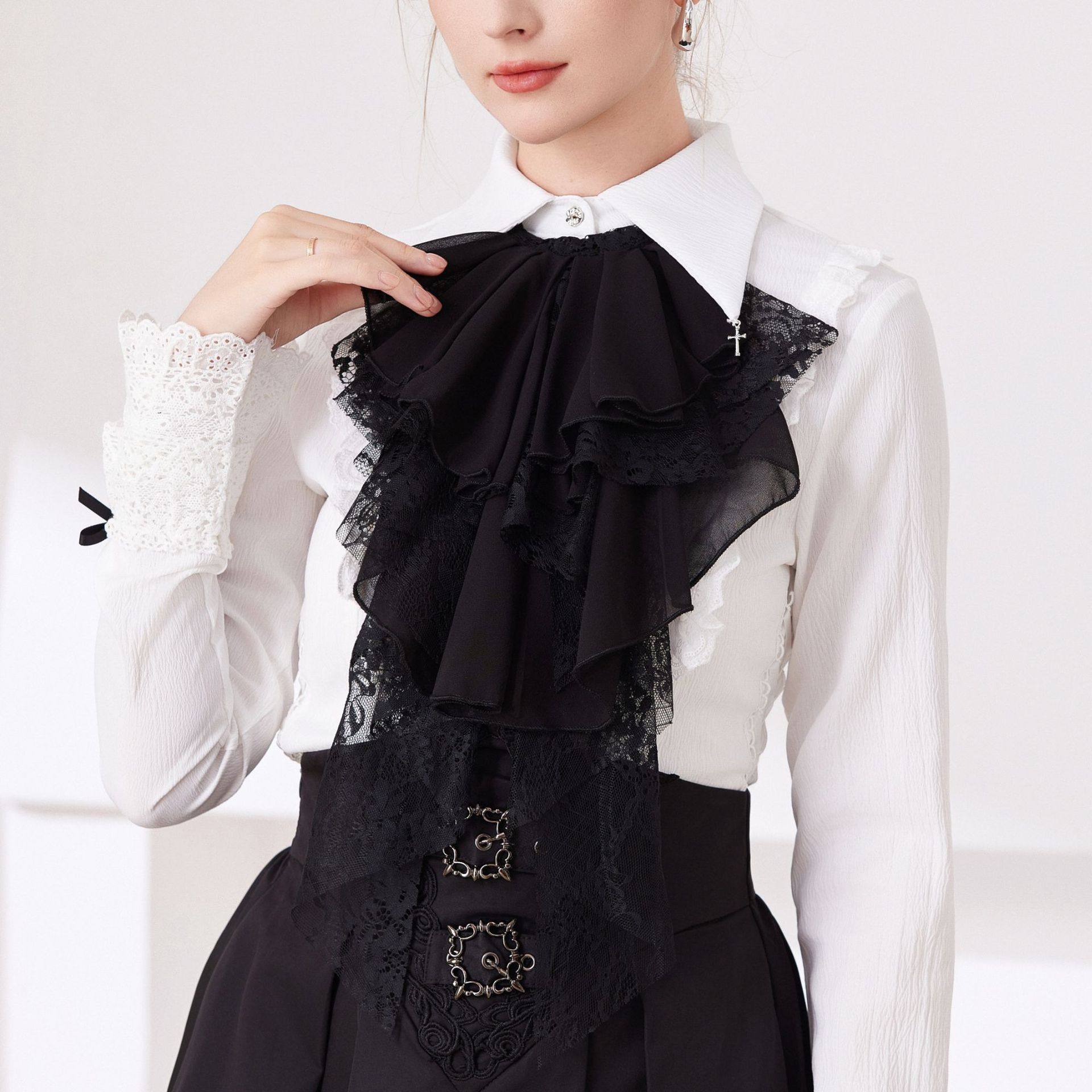 Jabot victorien pour femmes et - Men'S Victorian Accessories avis et prix